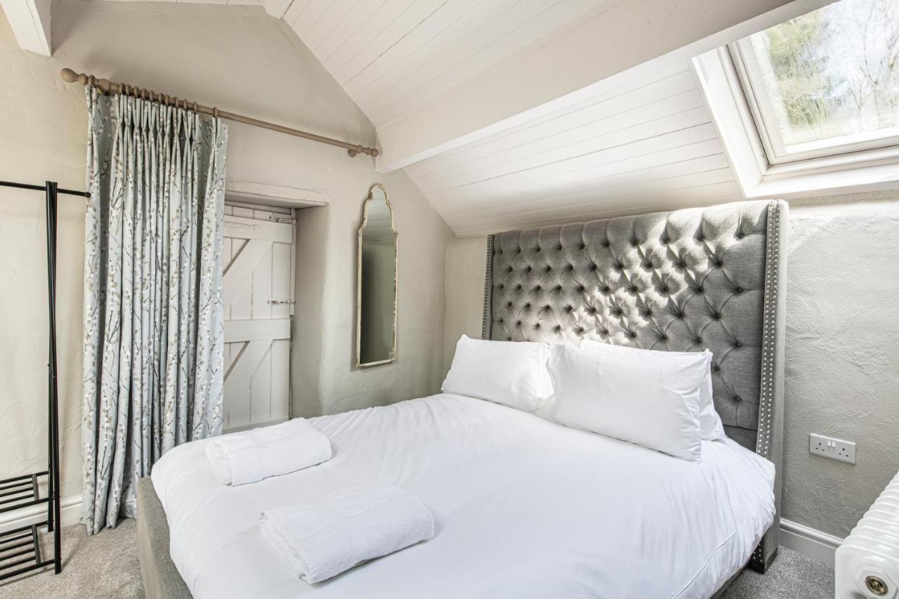The Artists Loft - A Superb Cottage Sensitively Converted From A Grade II Listed 17Th Century Building เบคเวลล์ ภายนอก รูปภาพ